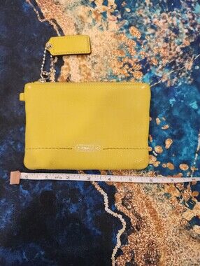 Coach Yellow Pebbled Leather Zip Coin Purse Card Holder Pouch Wallet No Strap